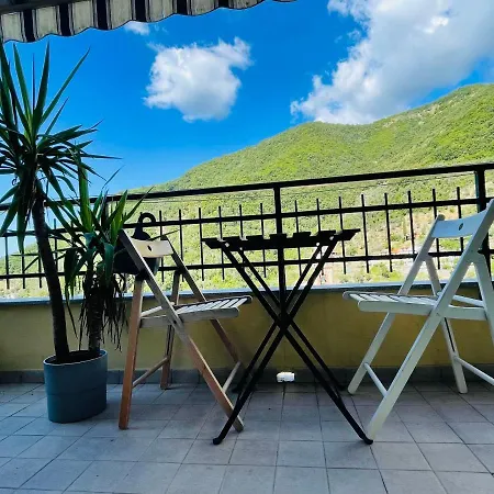 Beds House, Pace E Tranquillita A 5 Min Dal Mare.. Apartment Avegno Exterior photo